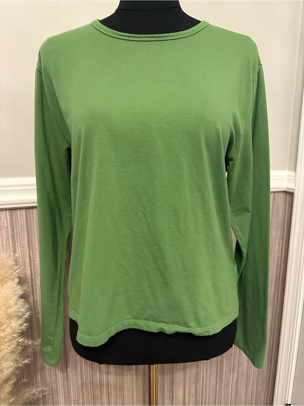 Athleta Green Long Sleeve Crew‎ Neck Top Large Supima Cotton Stretch Casual Tee